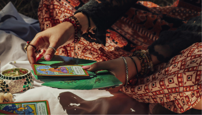 photo of human tarot reader and not tarot ai